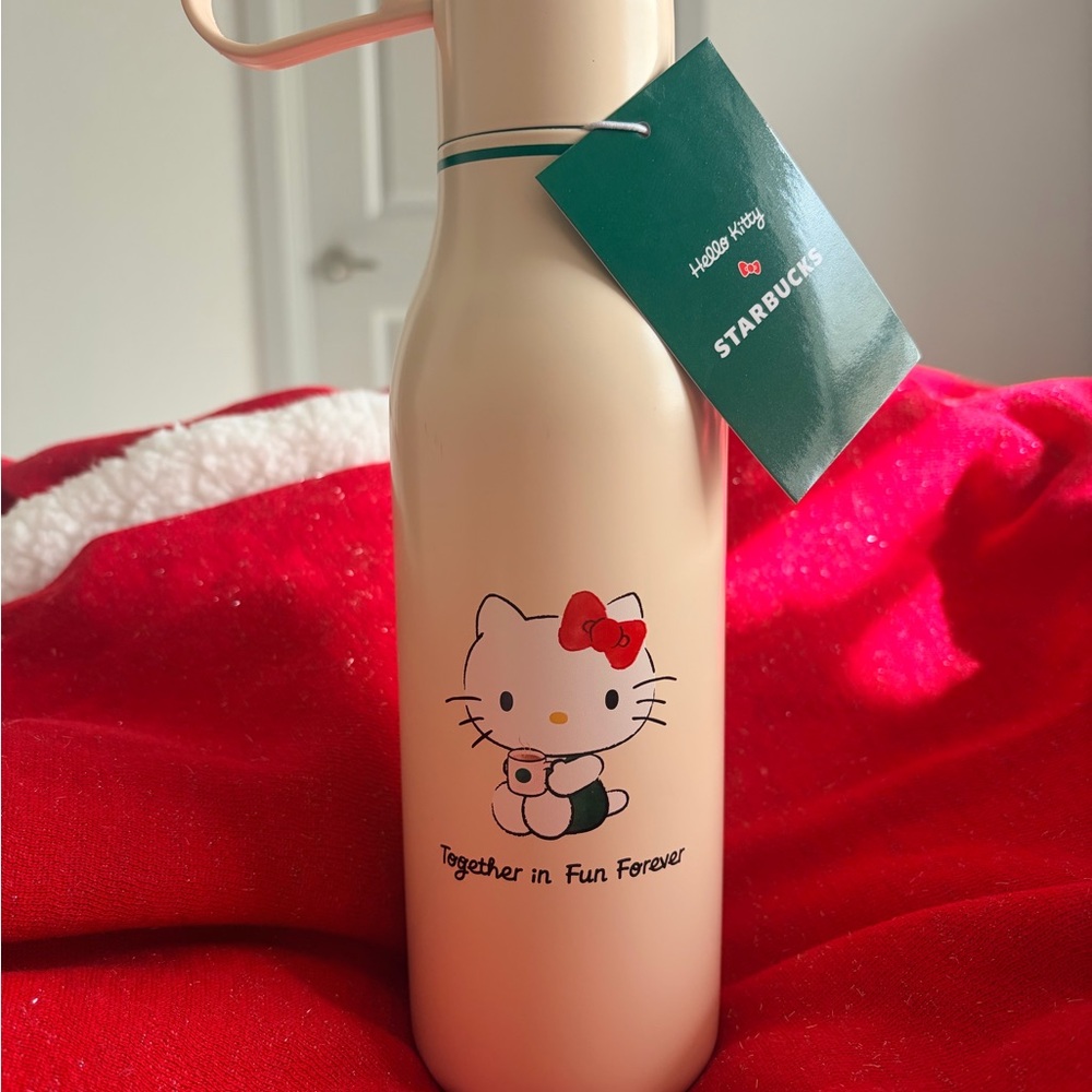 Starbucks Hello Kitty Stainless Steel 20 oz Bottle NWT